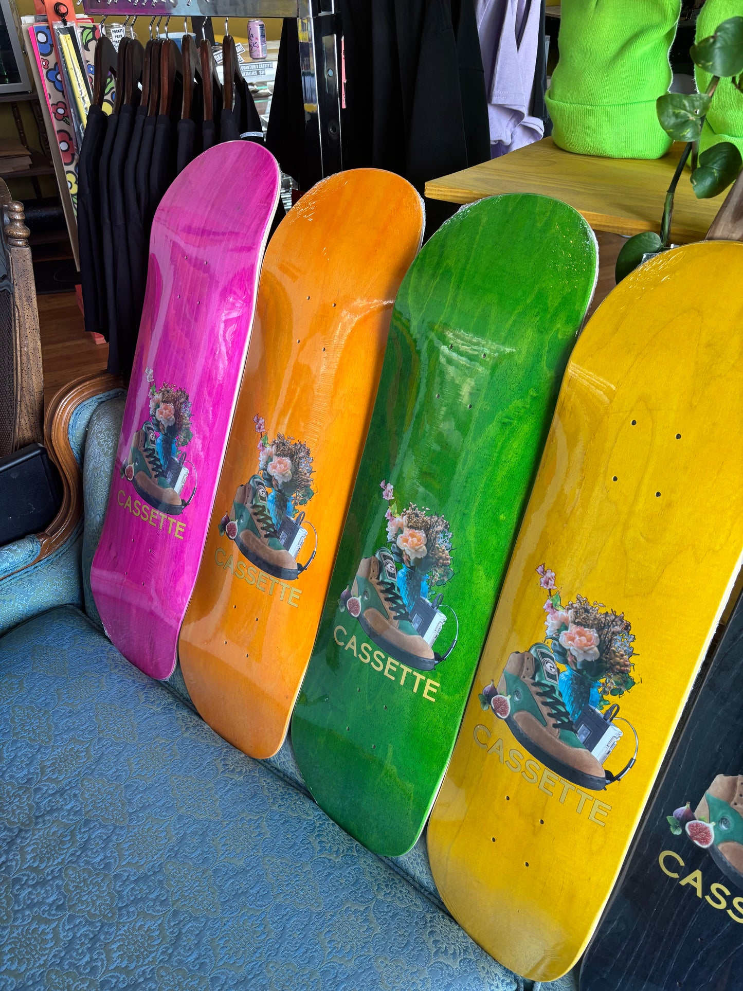 Cassette Stilllife Shop Deck (7.5-9 & 9"Egg)