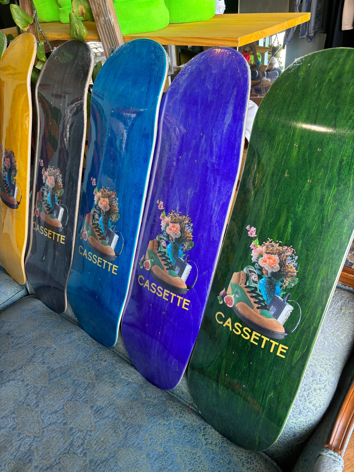Cassette Stilllife Shop Deck (7.5-9 & 9"Egg)
