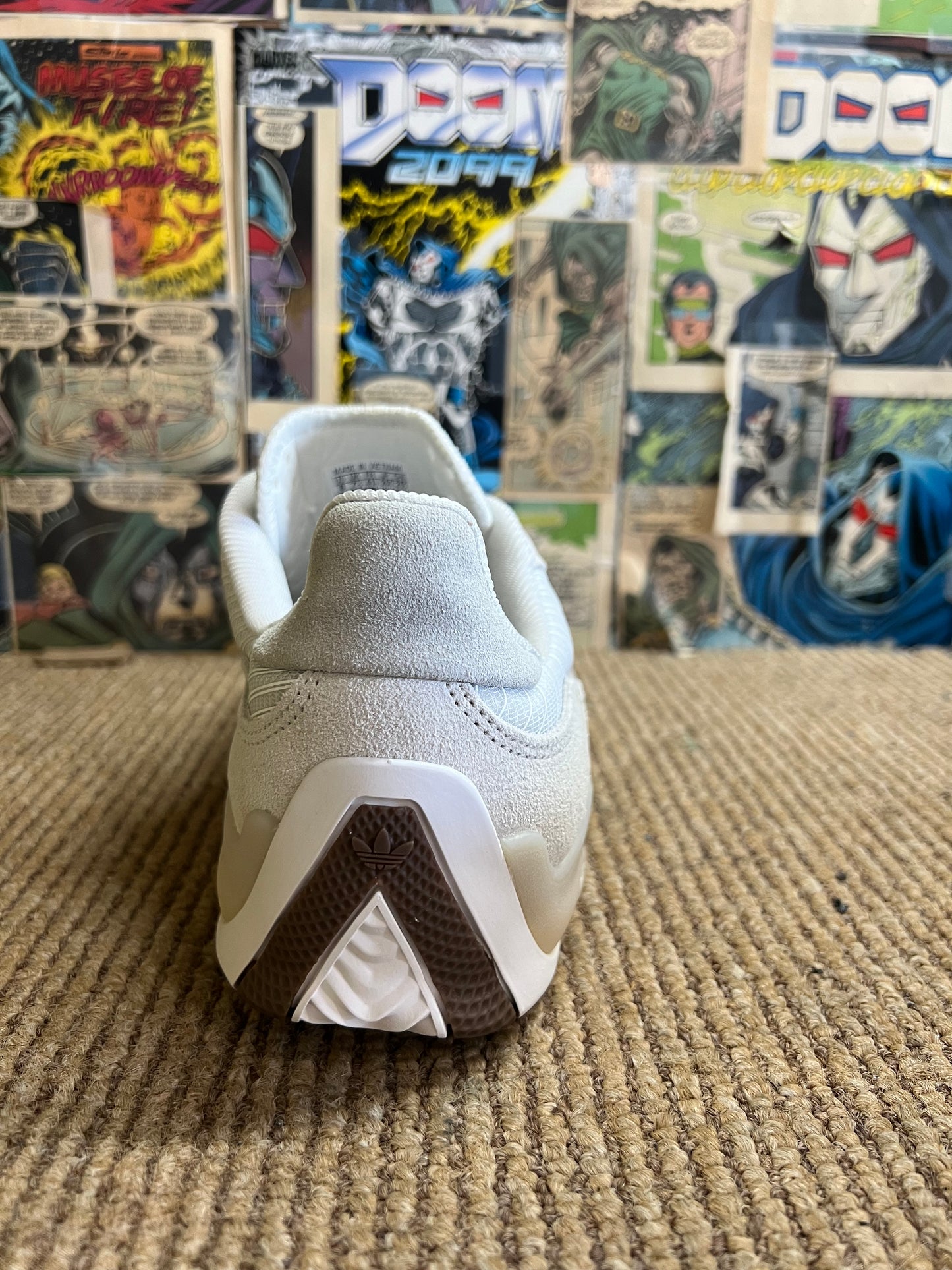 Adidas Puig Crystal White/gum5 (8-11)