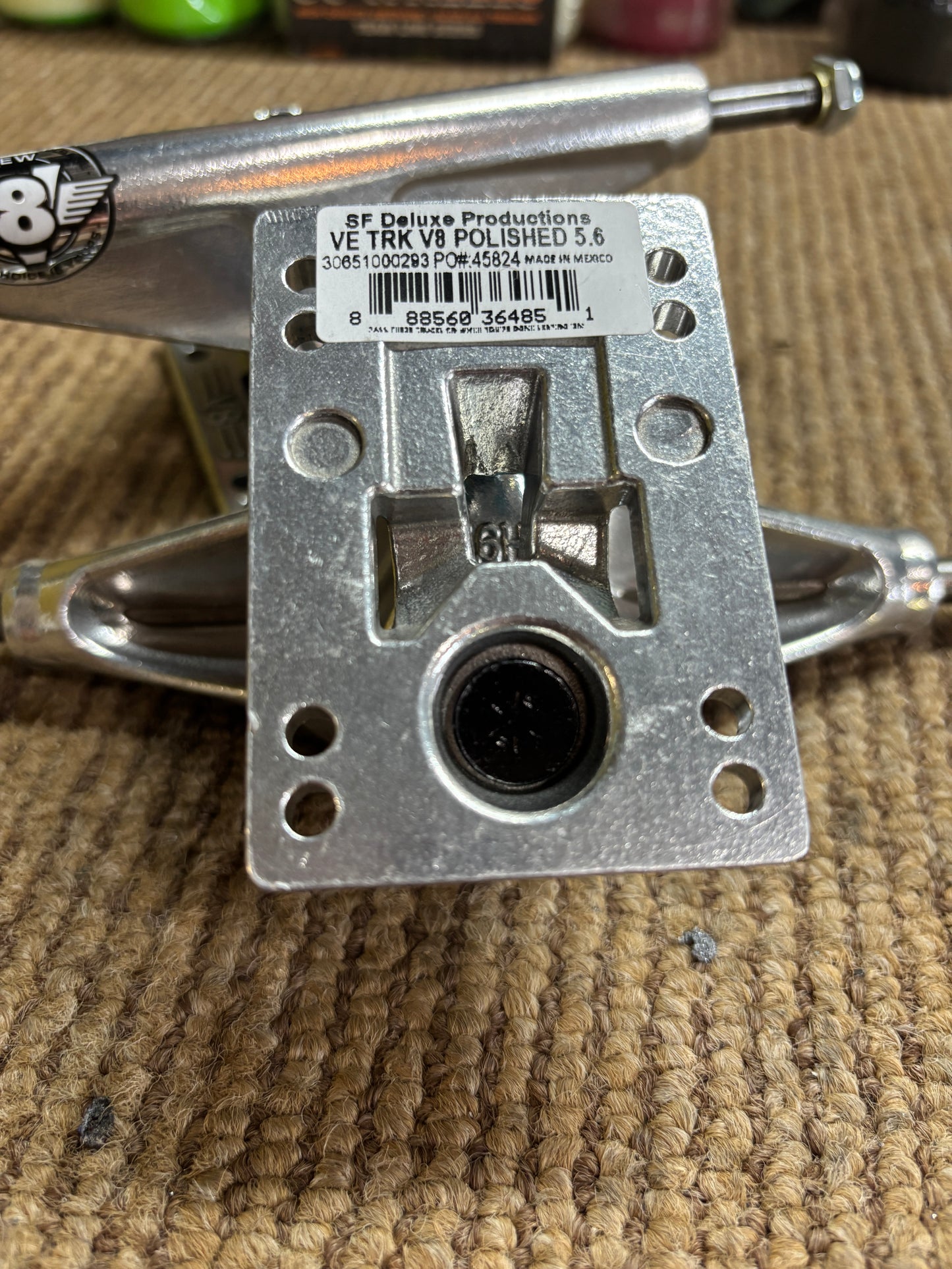 Venture 5.6 Hi V8 Polished
