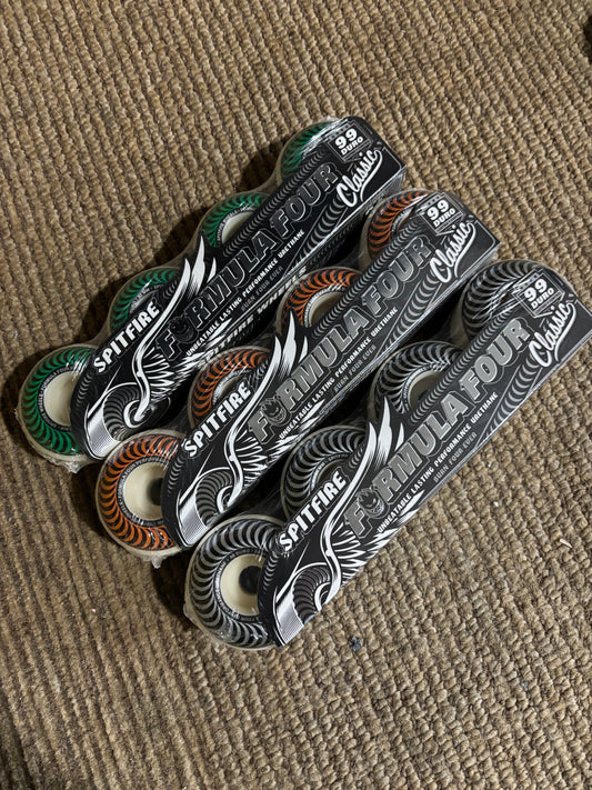 Spitfire F4 Classics 99D