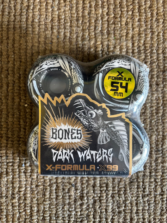 Bones X Formula V5 Sidecut DarkWaters 54mm 99A Black