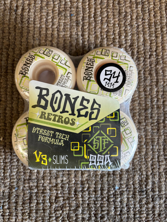 Bones STF V3 Retros 54mm 99a