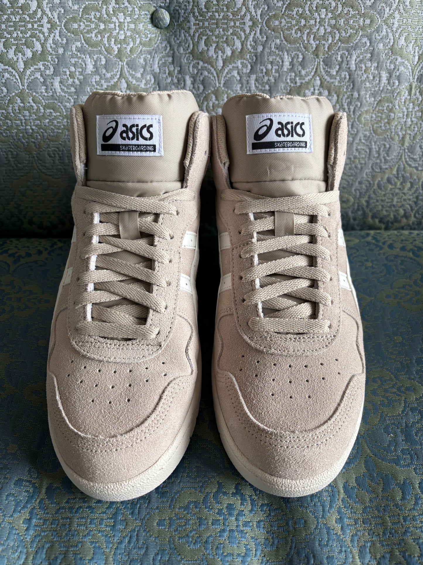 Asics Japan MT Feather Grey/ Cream (9-11)