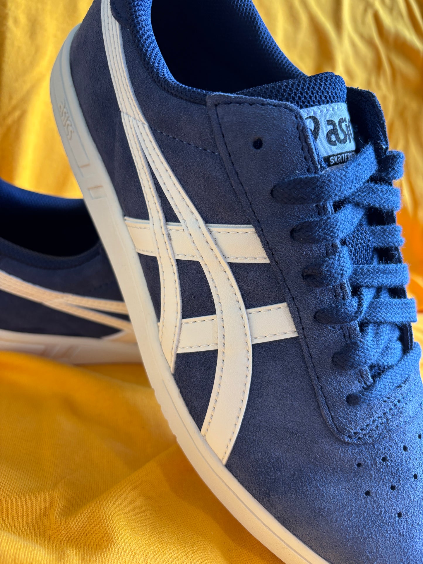Asics Gel-Vikka Pro Midnight / Ivory (8-12)