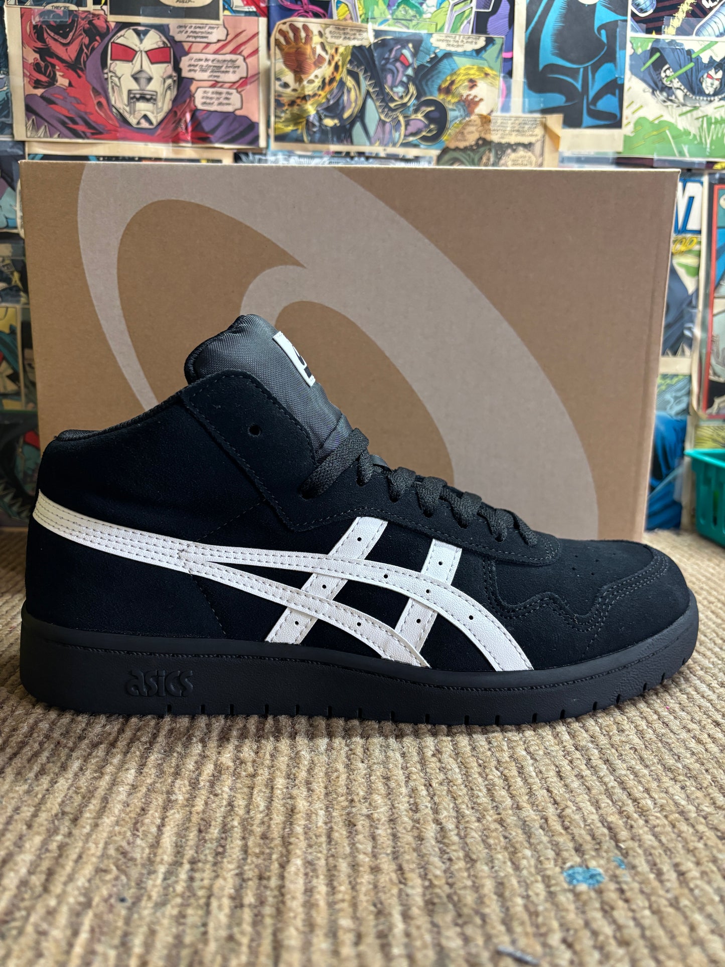 Asics Japan Pro MT Black/Bright White (9-11)