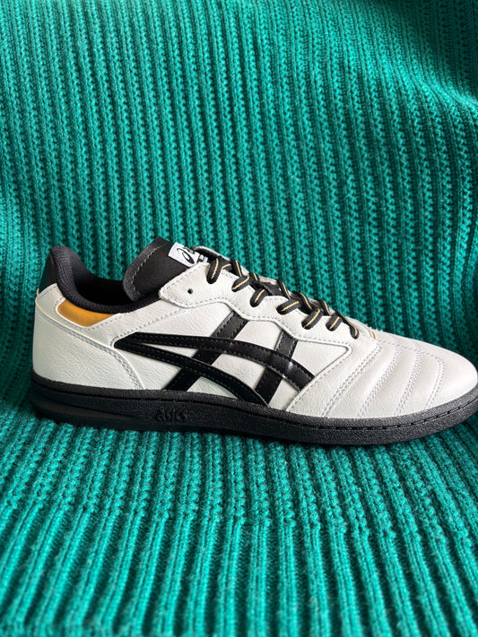 Asics Leggerezza FB White/Black (9-11)
