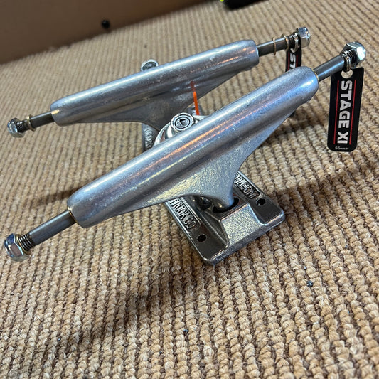 Independent Stage 11 Trucks